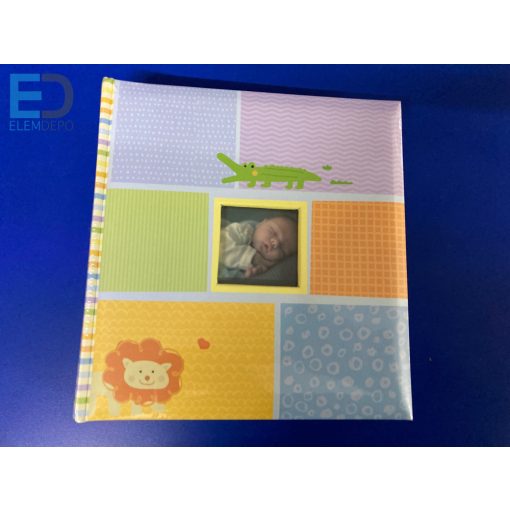 Fotóalbum 10 x 15cm -200 kép könyvkötött, memós, cserélhető ablakos borítókép " Oroszlán "